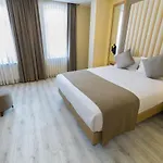 Ξενοδοχείο Brako 3*