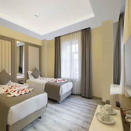 Brako Hotel 3*